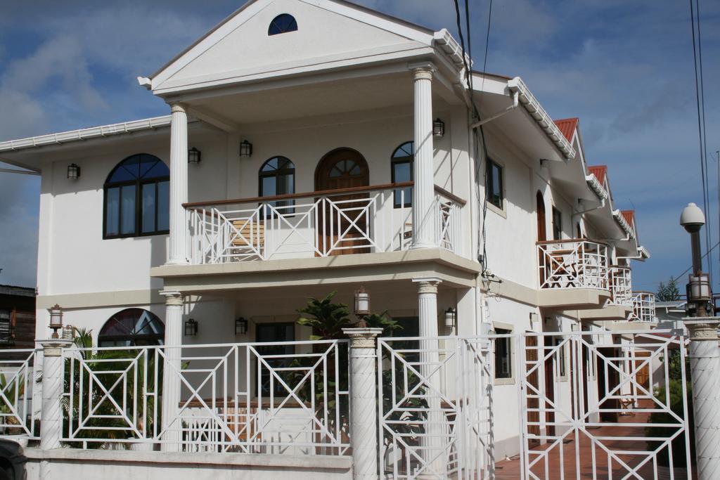 Leisure Inn Georgetown Bagian luar foto
